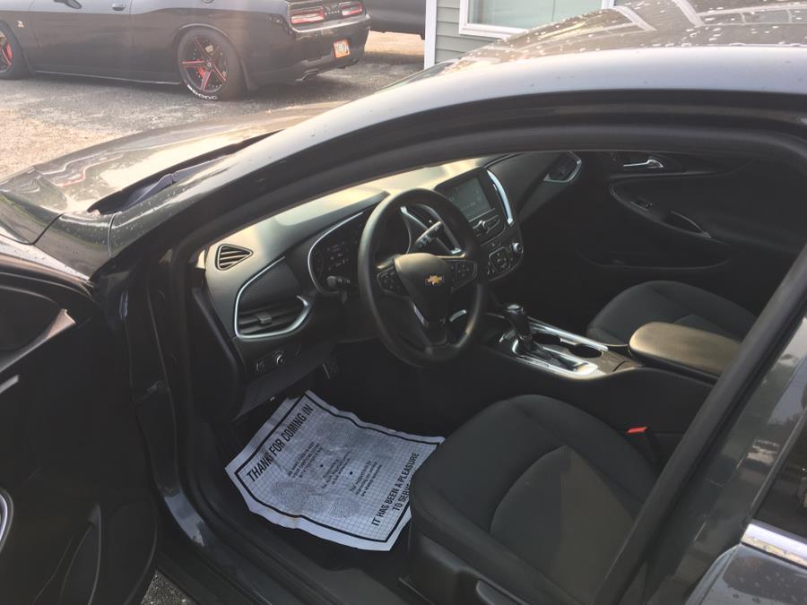 Used Chevrolet Malibu 4dr Sdn LS w/1LS 2017 | Rockland Motor Company. Rockland, Maine Used Chevrolet Malibu 4dr Sdn LS w/1LS 2017 | Rockland Motor Company. Rockland, Maine