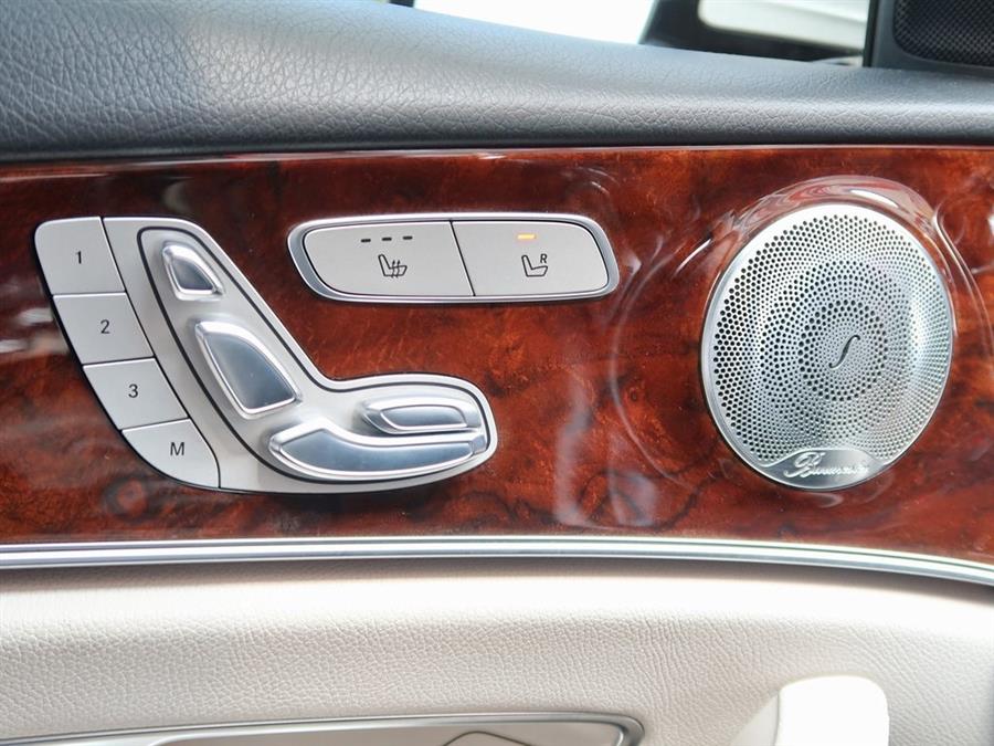 Used Mercedes-benz E-class E 300 2017 | Auto Expo Ent Inc.. Great Neck, New York Used Mercedes-benz E-class E 300 2017 | Auto Expo Ent Inc.. Great Neck, New York