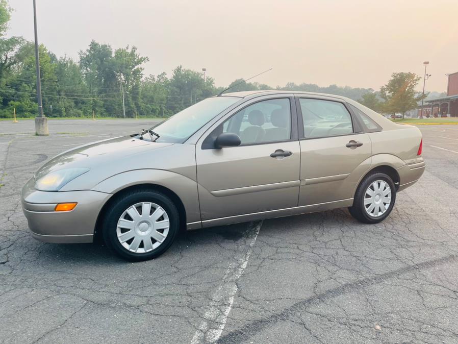 Used Ford Focus 4dr Sdn SE 2004 | Supreme Automotive. New Britain, Connecticut Used Ford Focus 4dr Sdn SE 2004 | Supreme Automotive. New Britain, Connecticut