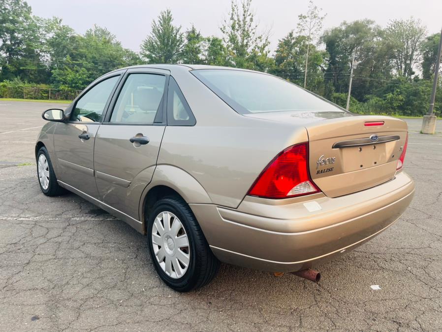 Used Ford Focus 4dr Sdn SE 2004 | Supreme Automotive. New Britain, Connecticut Used Ford Focus 4dr Sdn SE 2004 | Supreme Automotive. New Britain, Connecticut