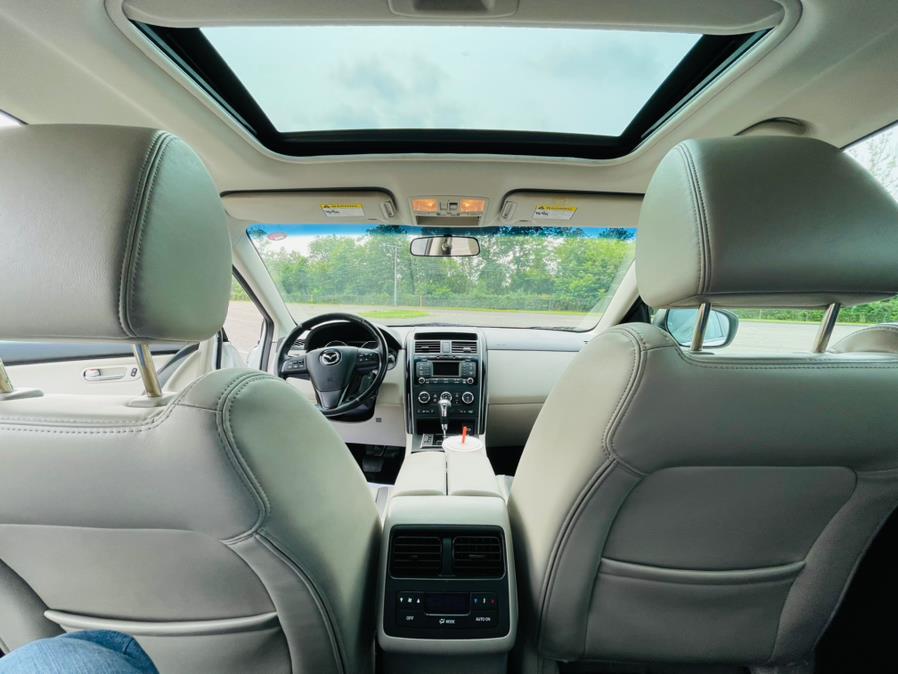 2011 Mazda CX-9 AWD 4dr Touring, available for sale in New Britain, Connecticut | Supreme Automotive. New Britain, Connecticut 2011 Mazda CX-9 AWD 4dr Touring, available for sale in New Britain, Connecticut | Supreme Automotive. New Britain, Connecticut