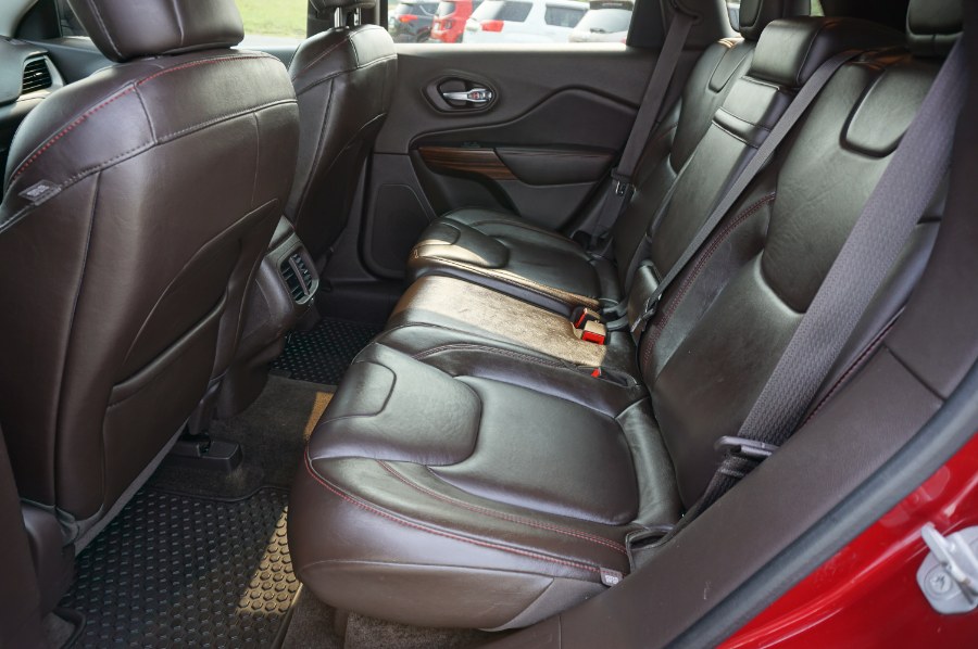 2016 Jeep Cherokee 4WD 4dr Trailhawk, available for sale in Hancock, Maine | Fairway Auto Sales. Hancock, Maine 2016 Jeep Cherokee 4WD 4dr Trailhawk, available for sale in Hancock, Maine | Fairway Auto Sales. Hancock, Maine