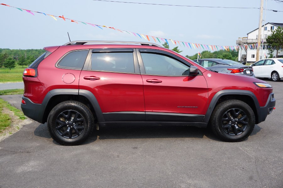 2016 Jeep Cherokee 4WD 4dr Trailhawk, available for sale in Hancock, Maine | Fairway Auto Sales. Hancock, Maine 2016 Jeep Cherokee 4WD 4dr Trailhawk, available for sale in Hancock, Maine | Fairway Auto Sales. Hancock, Maine