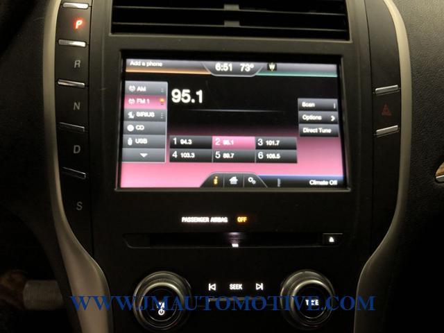 2015 Lincoln Mkc AWD 4dr, available for sale in Naugatuck, Connecticut | J&M Automotive Sls&Svc LLC. Naugatuck, Connecticut 2015 Lincoln Mkc AWD 4dr, available for sale in Naugatuck, Connecticut | J&M Automotive Sls&Svc LLC. Naugatuck, Connecticut