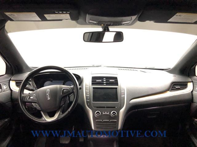 2015 Lincoln Mkc AWD 4dr, available for sale in Naugatuck, Connecticut | J&M Automotive Sls&Svc LLC. Naugatuck, Connecticut 2015 Lincoln Mkc AWD 4dr, available for sale in Naugatuck, Connecticut | J&M Automotive Sls&Svc LLC. Naugatuck, Connecticut