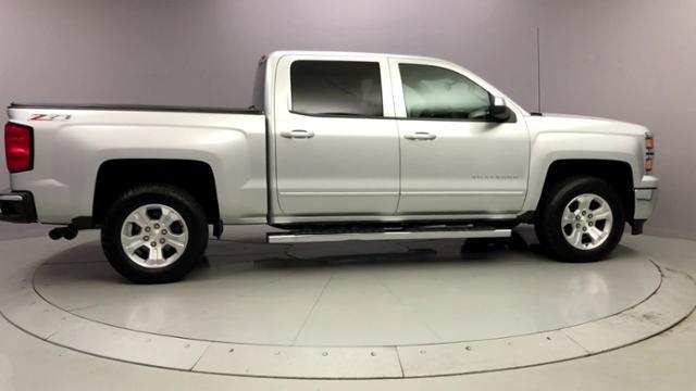 2015 Chevrolet Silverado 1500 4WD Crew Cab 143.5 LT w/2LT, available for sale in Naugatuck, Connecticut | J&M Automotive Sls&Svc LLC. Naugatuck, Connecticut 2015 Chevrolet Silverado 1500 4WD Crew Cab 143.5 LT w/2LT, available for sale in Naugatuck, Connecticut | J&M Automotive Sls&Svc LLC. Naugatuck, Connecticut