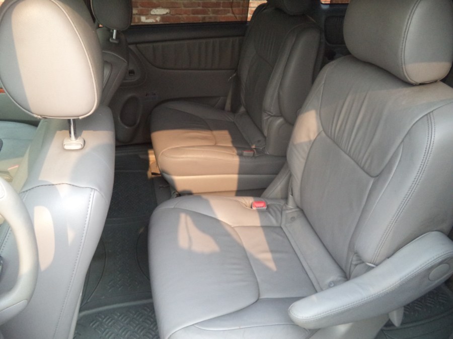 Used Toyota Sienna XLE 2008 | Riverside Motorcars, LLC. Naugatuck, Connecticut Used Toyota Sienna XLE 2008 | Riverside Motorcars, LLC. Naugatuck, Connecticut