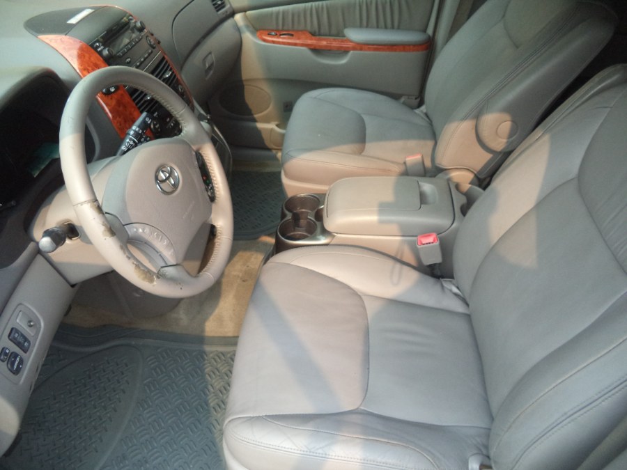 Used Toyota Sienna XLE 2008 | Riverside Motorcars, LLC. Naugatuck, Connecticut Used Toyota Sienna XLE 2008 | Riverside Motorcars, LLC. Naugatuck, Connecticut