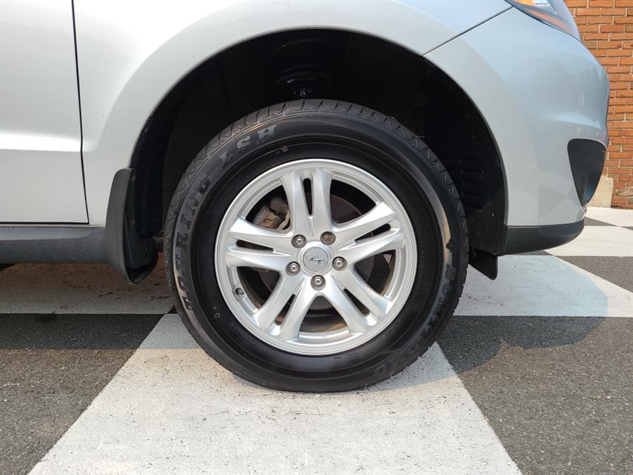 Used Hyundai Santa Fe FWD 4dr Auto GLS 2011 | National Auto Brokers, Inc.. Waterbury, Connecticut Used Hyundai Santa Fe FWD 4dr Auto GLS 2011 | National Auto Brokers, Inc.. Waterbury, Connecticut