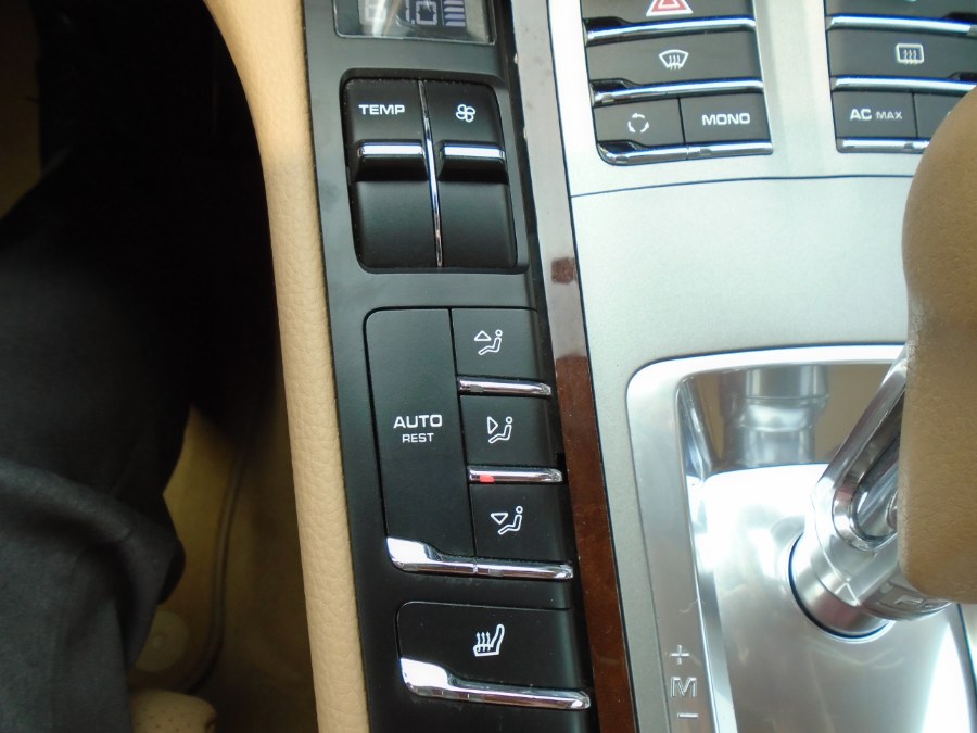 2011 Porsche Panamera 4 AWD, available for sale in Waterbury, Connecticut | Jim Juliani Motors. Waterbury, Connecticut 2011 Porsche Panamera 4 AWD, available for sale in Waterbury, Connecticut | Jim Juliani Motors. Waterbury, Connecticut