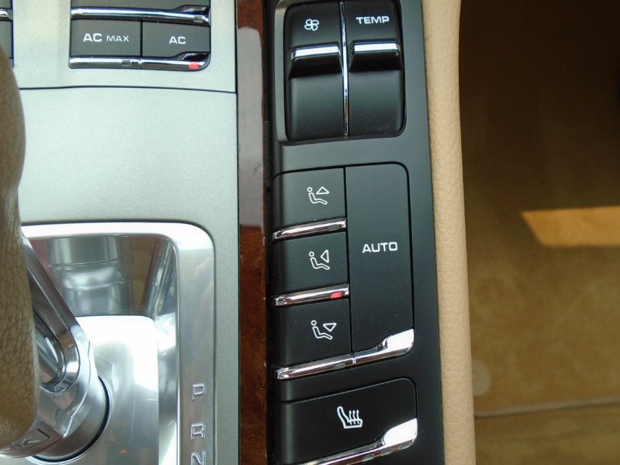 2011 Porsche Panamera 4 AWD, available for sale in Waterbury, Connecticut | Jim Juliani Motors. Waterbury, Connecticut 2011 Porsche Panamera 4 AWD, available for sale in Waterbury, Connecticut | Jim Juliani Motors. Waterbury, Connecticut