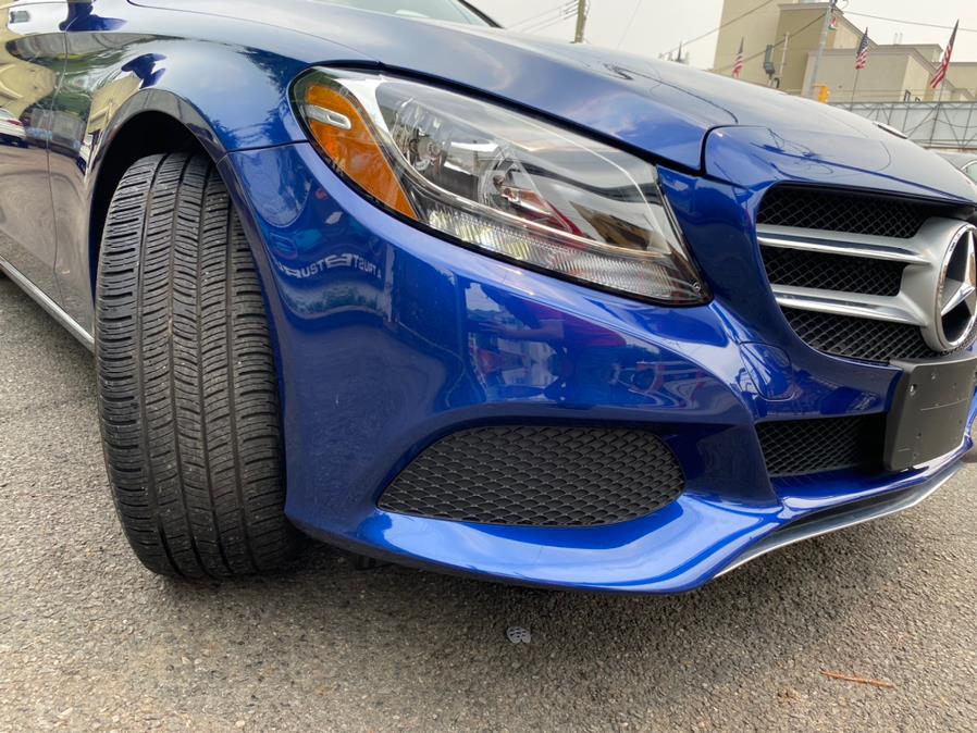 Used Mercedes-Benz C-Class C 300 Sedan 2018 | Sunrise Autoland. Jamaica, New York Used Mercedes-Benz C-Class C 300 Sedan 2018 | Sunrise Autoland. Jamaica, New York