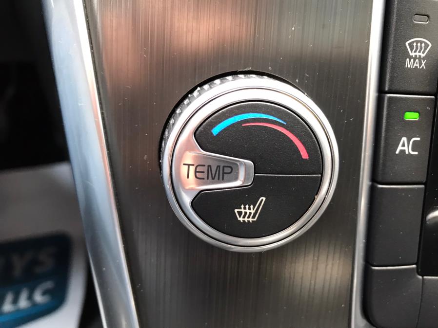 Used Volvo XC60 AWD 4dr T5 Premier 2016 | Good Guys Auto House. Southington, Connecticut Used Volvo XC60 AWD 4dr T5 Premier 2016 | Good Guys Auto House. Southington, Connecticut