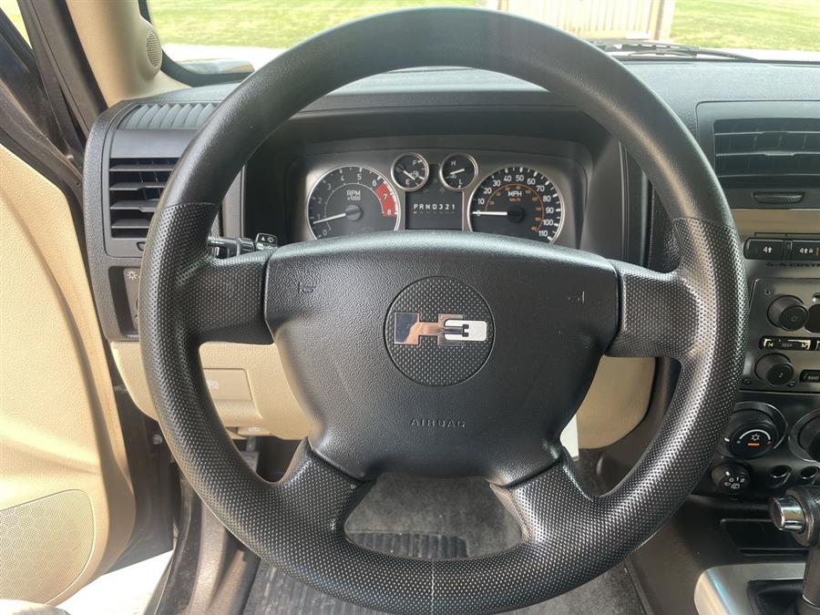 2006 HUMMER H3 4dr 4WD SUV, available for sale in Elida, Ohio | Josh's All Under Ten LLC. Elida, Ohio 2006 HUMMER H3 4dr 4WD SUV, available for sale in Elida, Ohio | Josh's All Under Ten LLC. Elida, Ohio