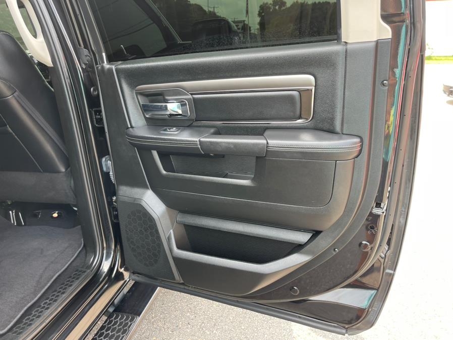 Used Ram 3500 Laramie 4x4 Crew Cab 6''4" Box 2018 | Mike And Tony Auto Sales, Inc. South Windsor, Connecticut Used Ram 3500 Laramie 4x4 Crew Cab 6''4" Box 2018 | Mike And Tony Auto Sales, Inc. South Windsor, Connecticut