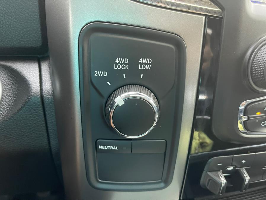 Used Ram 3500 Laramie 4x4 Crew Cab 6''4" Box 2018 | Mike And Tony Auto Sales, Inc. South Windsor, Connecticut Used Ram 3500 Laramie 4x4 Crew Cab 6''4" Box 2018 | Mike And Tony Auto Sales, Inc. South Windsor, Connecticut
