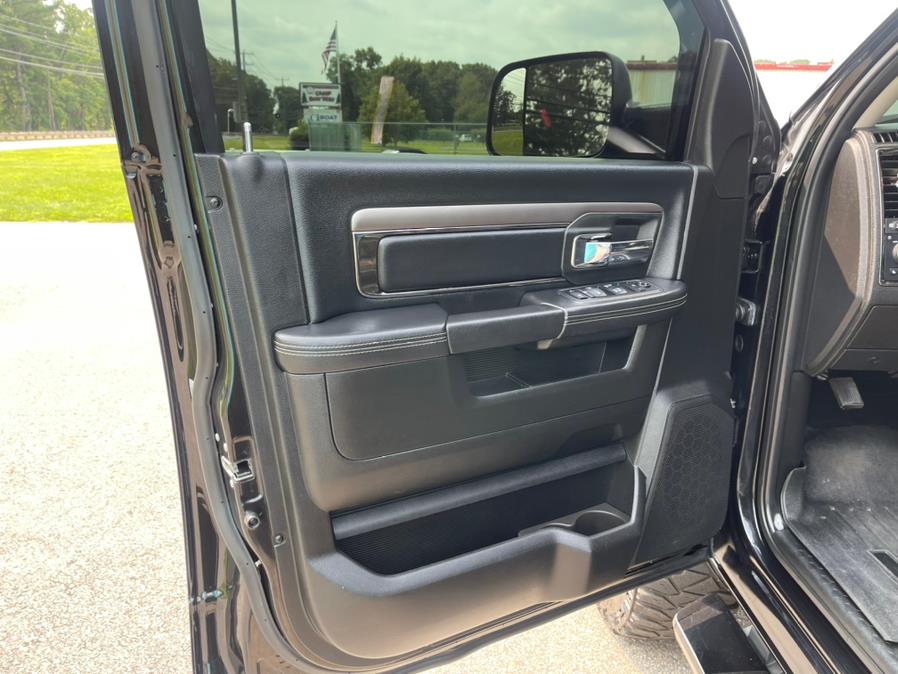 Used Ram 3500 Laramie 4x4 Crew Cab 6''4" Box 2018 | Mike And Tony Auto Sales, Inc. South Windsor, Connecticut Used Ram 3500 Laramie 4x4 Crew Cab 6''4" Box 2018 | Mike And Tony Auto Sales, Inc. South Windsor, Connecticut