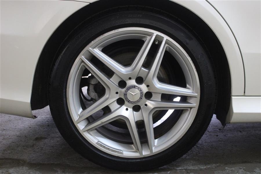 Used Mercedes-benz e 350 4MATIC 2014 | Fast Track Motors. Paterson, New Jersey Used Mercedes-benz e 350 4MATIC 2014 | Fast Track Motors. Paterson, New Jersey