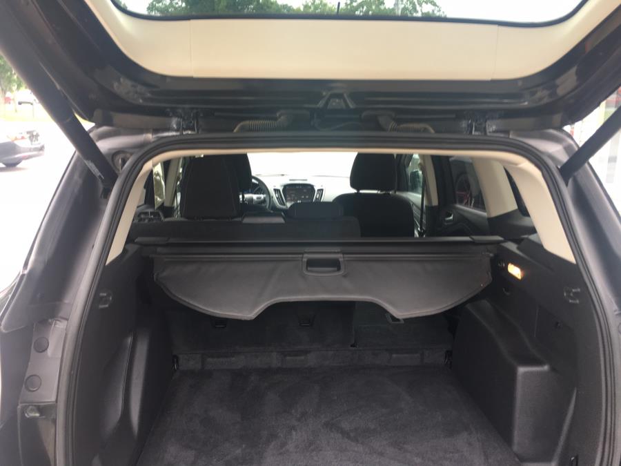 Used Ford Escape FWD 4dr SE 2014 | Rockland Motor Company. Rockland, Maine Used Ford Escape FWD 4dr SE 2014 | Rockland Motor Company. Rockland, Maine