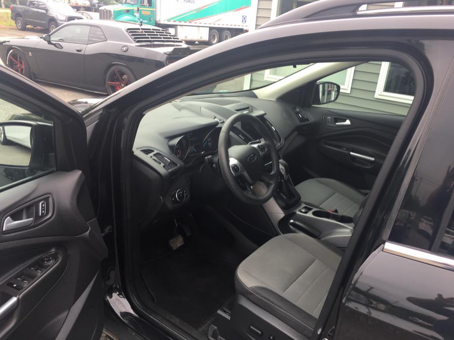 Used Ford Escape FWD 4dr SE 2014 | Rockland Motor Company. Rockland, Maine Used Ford Escape FWD 4dr SE 2014 | Rockland Motor Company. Rockland, Maine