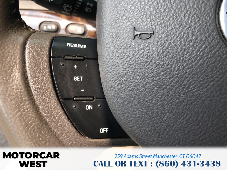 Used Mercury Grand Marquis 4dr Sdn LS 2010 | Motorcar West. Manchester, Connecticut Used Mercury Grand Marquis 4dr Sdn LS 2010 | Motorcar West. Manchester, Connecticut