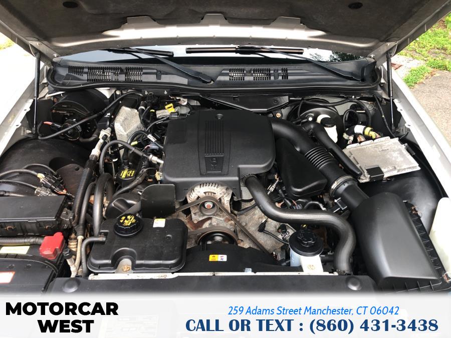 Used Mercury Grand Marquis 4dr Sdn LS 2010 | Motorcar West. Manchester, Connecticut Used Mercury Grand Marquis 4dr Sdn LS 2010 | Motorcar West. Manchester, Connecticut