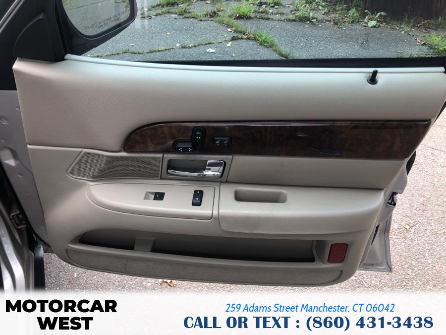 Used Mercury Grand Marquis 4dr Sdn LS 2010 | Motorcar West. Manchester, Connecticut Used Mercury Grand Marquis 4dr Sdn LS 2010 | Motorcar West. Manchester, Connecticut