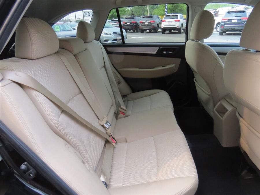 Used Subaru Outback 2.5i Premium AWD 4dr Wagon 2016 | Lake City Exports Inc. Auburn, Maine Used Subaru Outback 2.5i Premium AWD 4dr Wagon 2016 | Lake City Exports Inc. Auburn, Maine