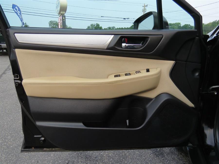 Used Subaru Outback 2.5i Premium AWD 4dr Wagon 2016 | Lake City Exports Inc. Auburn, Maine Used Subaru Outback 2.5i Premium AWD 4dr Wagon 2016 | Lake City Exports Inc. Auburn, Maine