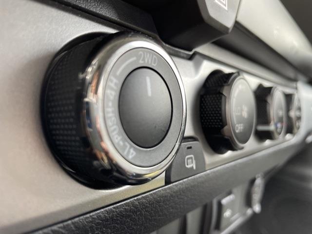 Used Toyota Tacoma SR 2020 | Blasius Federal Road. Brookfield, Connecticut Used Toyota Tacoma SR 2020 | Blasius Federal Road. Brookfield, Connecticut