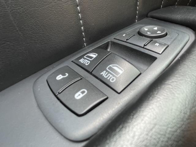 Used Dodge Challenger R/T 2017 | Blasius Federal Road. Brookfield, Connecticut Used Dodge Challenger R/T 2017 | Blasius Federal Road. Brookfield, Connecticut