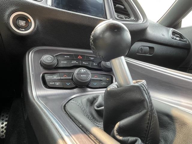 Used Dodge Challenger R/T 2017 | Blasius Federal Road. Brookfield, Connecticut Used Dodge Challenger R/T 2017 | Blasius Federal Road. Brookfield, Connecticut