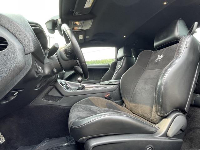 Used Dodge Challenger R/T 2017 | Blasius Federal Road. Brookfield, Connecticut Used Dodge Challenger R/T 2017 | Blasius Federal Road. Brookfield, Connecticut