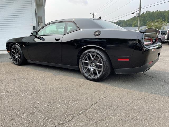Used Dodge Challenger R/T 2017 | Blasius Federal Road. Brookfield, Connecticut Used Dodge Challenger R/T 2017 | Blasius Federal Road. Brookfield, Connecticut