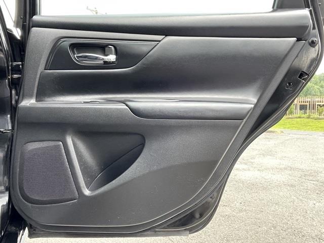 Used Nissan Altima 2.5 SV 2016 | Blasius Federal Road. Brookfield, Connecticut Used Nissan Altima 2.5 SV 2016 | Blasius Federal Road. Brookfield, Connecticut