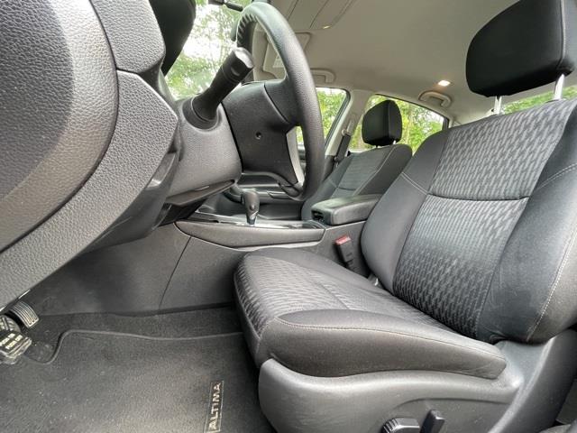 Used Nissan Altima 2.5 SV 2016 | Blasius Federal Road. Brookfield, Connecticut Used Nissan Altima 2.5 SV 2016 | Blasius Federal Road. Brookfield, Connecticut