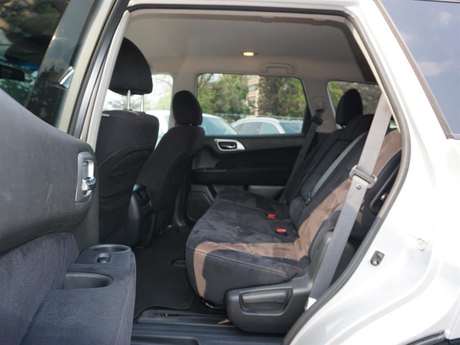 Used Nissan Pathfinder SV 2013 | Autouse. Andover, Massachusetts Used Nissan Pathfinder SV 2013 | Autouse. Andover, Massachusetts