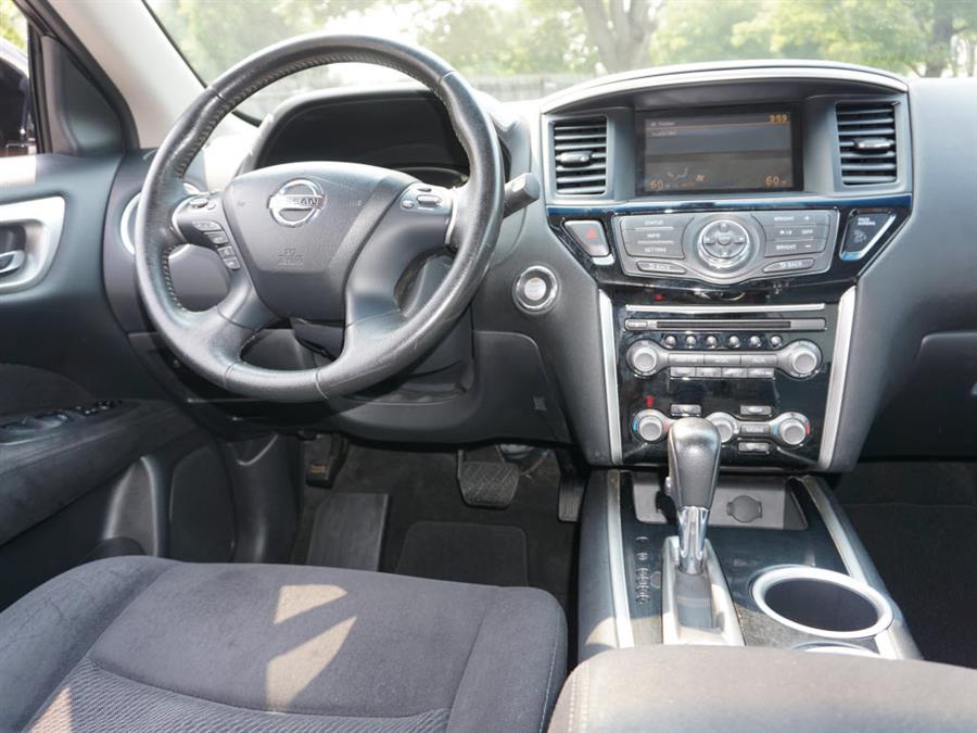Used Nissan Pathfinder SV 2013 | Autouse. Andover, Massachusetts Used Nissan Pathfinder SV 2013 | Autouse. Andover, Massachusetts