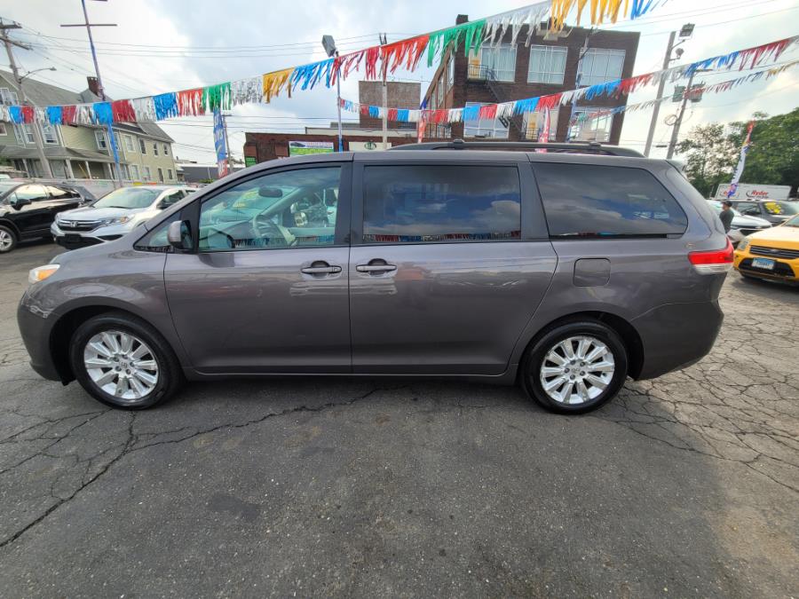 Used Toyota Sienna 5dr 7-Pass Van V6 LE AWD 2013 | Affordable Motors Inc. Bridgeport, Connecticut Used Toyota Sienna 5dr 7-Pass Van V6 LE AWD 2013 | Affordable Motors Inc. Bridgeport, Connecticut