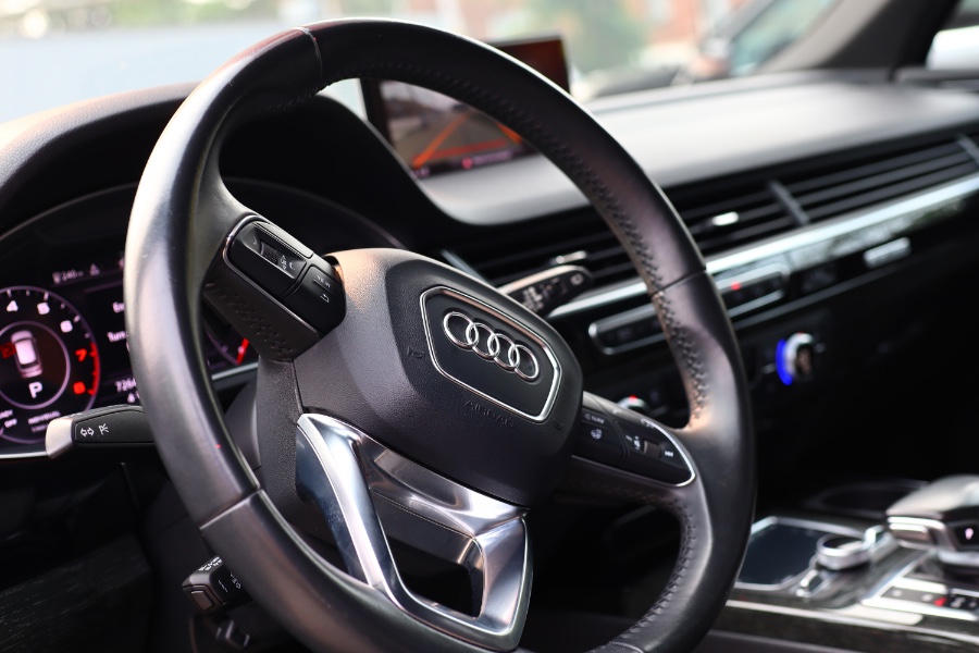 Used Audi Q7 2.0 TFSI Premium Plus 2017 | Hillside Auto Mall Inc.. Jamaica, New York Used Audi Q7 2.0 TFSI Premium Plus 2017 | Hillside Auto Mall Inc.. Jamaica, New York