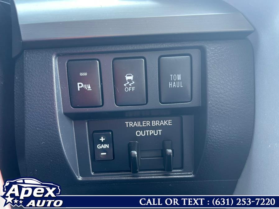 2018 Toyota Tundra 4WD Platinum CrewMax 5.5'' Bed 5.7L (Natl), available for sale in Selden, New York | Apex Auto. Selden, New York 2018 Toyota Tundra 4WD Platinum CrewMax 5.5'' Bed 5.7L (Natl), available for sale in Selden, New York | Apex Auto. Selden, New York