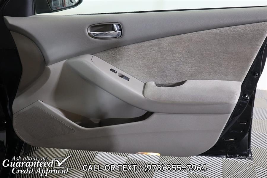 2011 Nissan Altima 2.5 S, available for sale in Haskell, New Jersey | City Motor Group Inc.. Haskell, New Jersey 2011 Nissan Altima 2.5 S, available for sale in Haskell, New Jersey | City Motor Group Inc.. Haskell, New Jersey