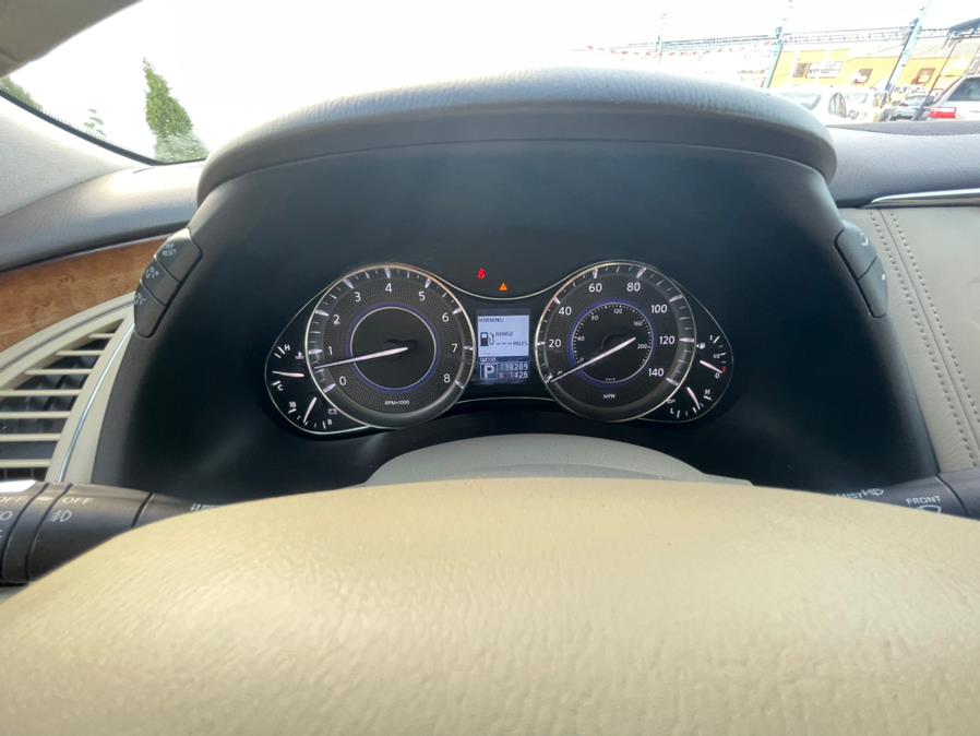 Used INFINITI QX56 4WD 4dr 8-passenger 2011 | Brooklyn Auto Mall LLC. Brooklyn, New York Used INFINITI QX56 4WD 4dr 8-passenger 2011 | Brooklyn Auto Mall LLC. Brooklyn, New York