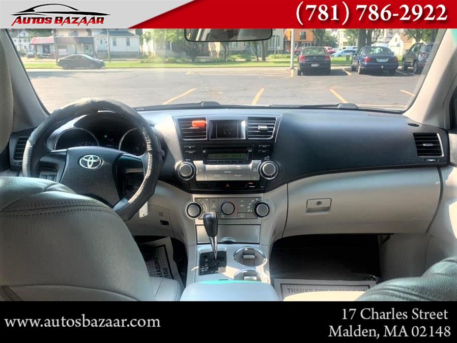 2011 Toyota Highlander 4WD 4dr V6 SE, available for sale in Malden, Massachusetts | Auto Bazaar. Malden, Massachusetts 2011 Toyota Highlander 4WD 4dr V6 SE, available for sale in Malden, Massachusetts | Auto Bazaar. Malden, Massachusetts