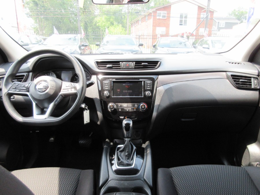 2019 Nissan Rogue Sport AWD S, available for sale in Linden, New Jersey | Route 27 Auto Mall. Linden, New Jersey 2019 Nissan Rogue Sport AWD S, available for sale in Linden, New Jersey | Route 27 Auto Mall. Linden, New Jersey