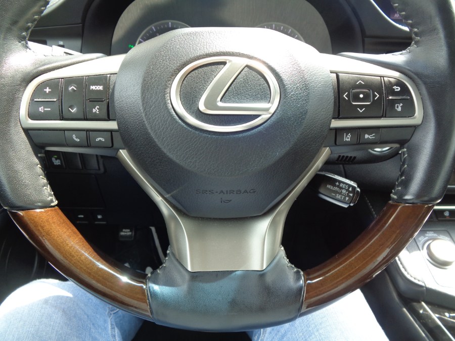 Used Lexus ES350 Sedan 2018 | Top Speed Motors LLC. Jamaica, New York Used Lexus ES350 Sedan 2018 | Top Speed Motors LLC. Jamaica, New York