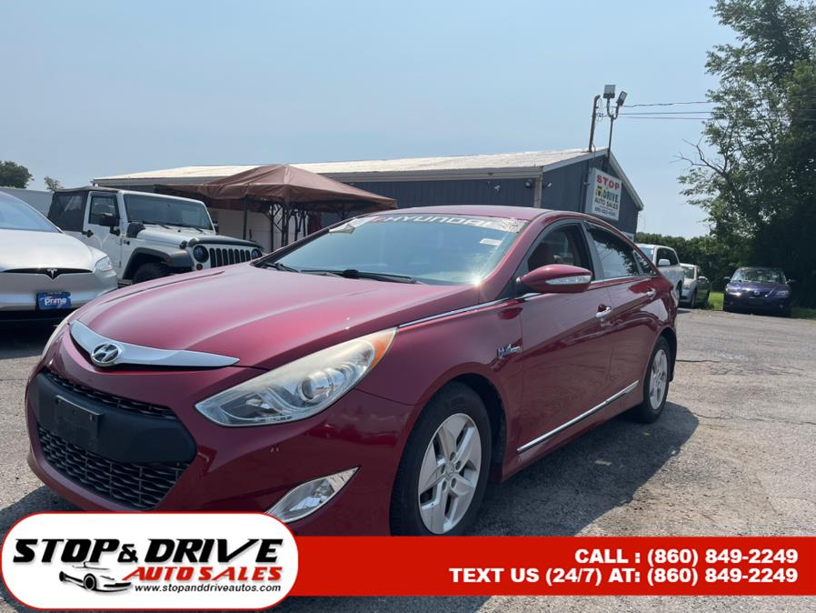 2011 Hyundai Sonata 4dr Sdn 2.4L Auto Hybrid, available for sale in East Windsor, Connecticut | Stop & Drive Auto Sales. East Windsor, Connecticut