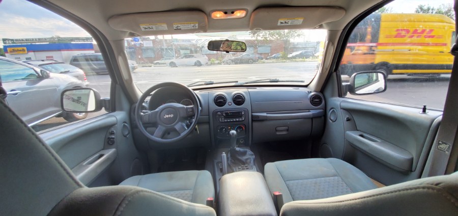 Used Jeep Liberty 4dr Sport 2006 | Rubber Bros Auto World. Brooklyn, New York Used Jeep Liberty 4dr Sport 2006 | Rubber Bros Auto World. Brooklyn, New York