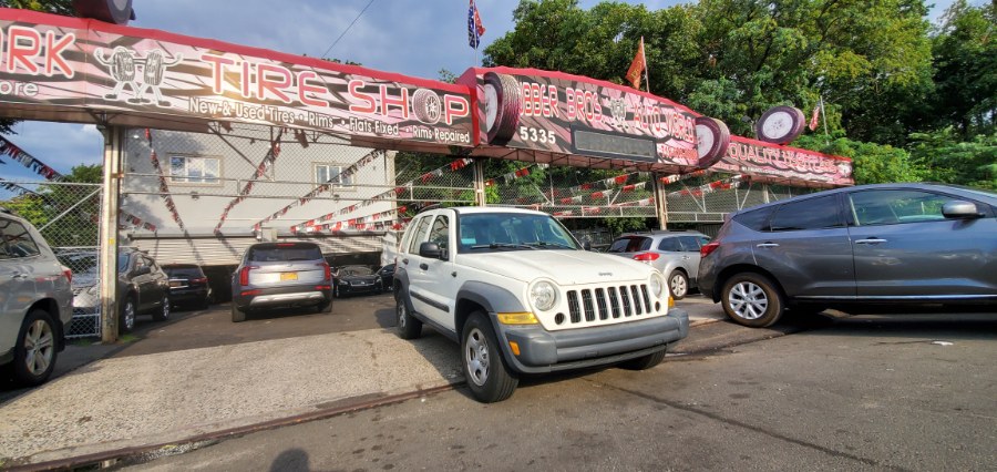 Used Jeep Liberty 4dr Sport 2006 | Rubber Bros Auto World. Brooklyn, New York Used Jeep Liberty 4dr Sport 2006 | Rubber Bros Auto World. Brooklyn, New York
