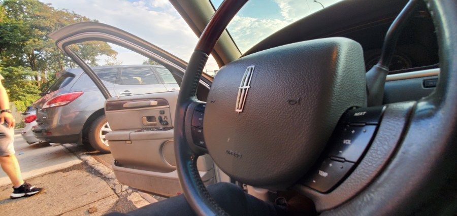 Used Lincoln Town Car 4dr Sdn Signature Limited 2007 | Rubber Bros Auto World. Brooklyn, New York Used Lincoln Town Car 4dr Sdn Signature Limited 2007 | Rubber Bros Auto World. Brooklyn, New York